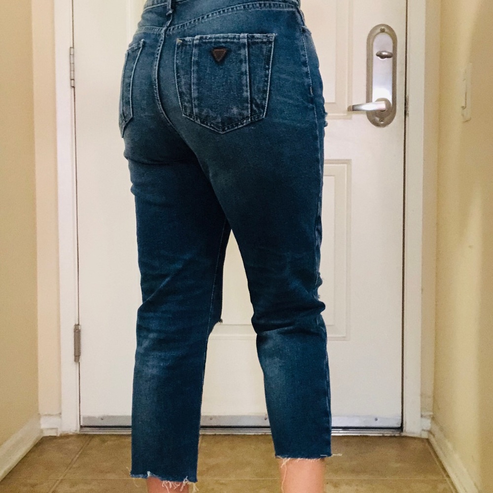 Vintage Guess Highwaisted Distressed Cropped Jeans - Picture 8 of 8